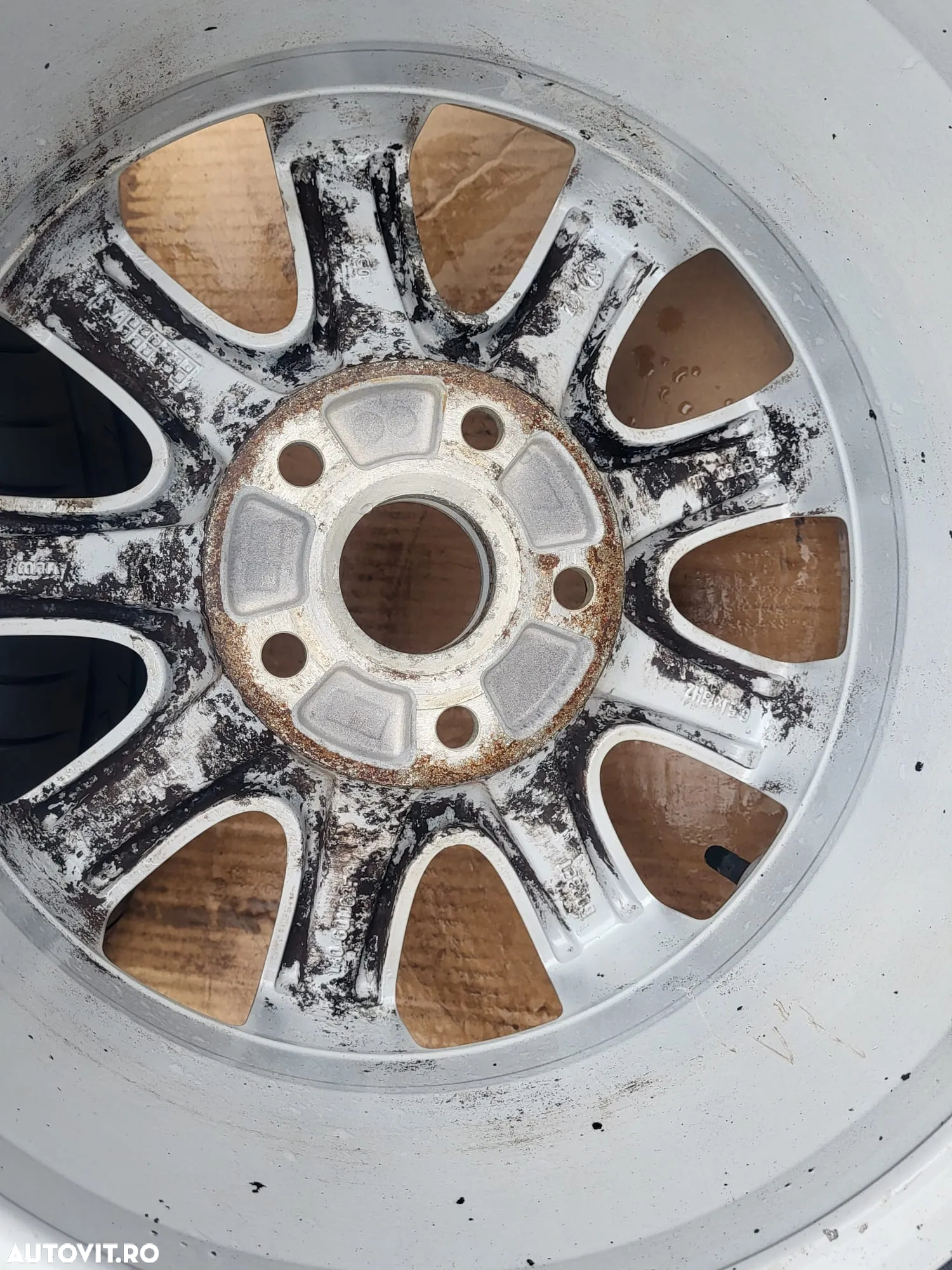 Jante aliaj cu anvelope Volkswagen Golf 5  195/65R15 - 3