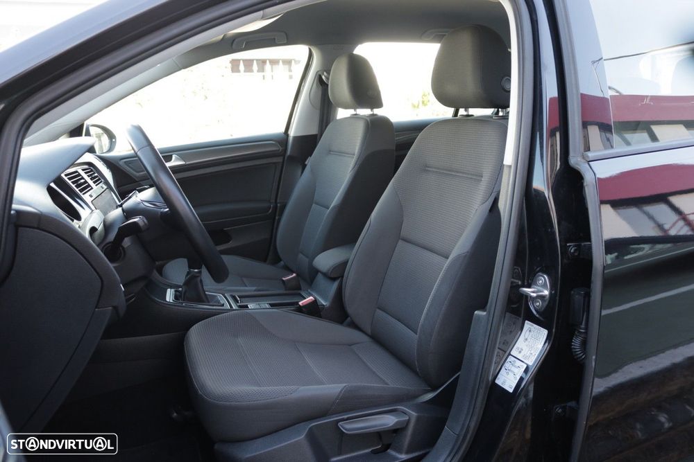 VW Golf Variant 1.0 TSI Confortline - 17