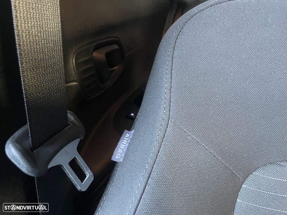 Hyundai i20 1.2 Comfort - 37