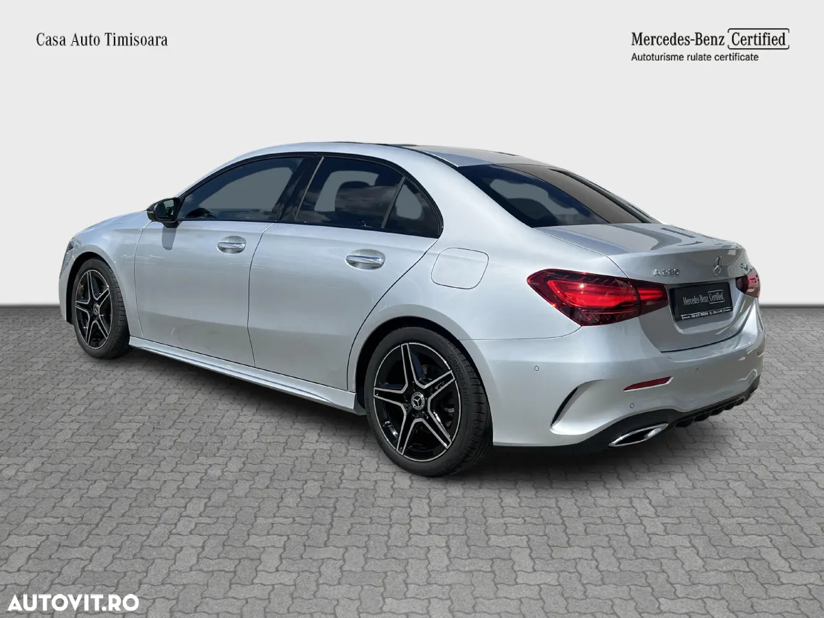 Mercedes-Benz A 220 4MATIC Sedan Aut. - 4