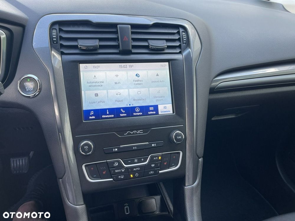 Ford Mondeo - 39