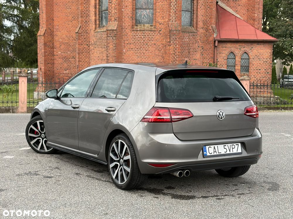 Volkswagen Golf GTD (BlueMotion Technology) - 9