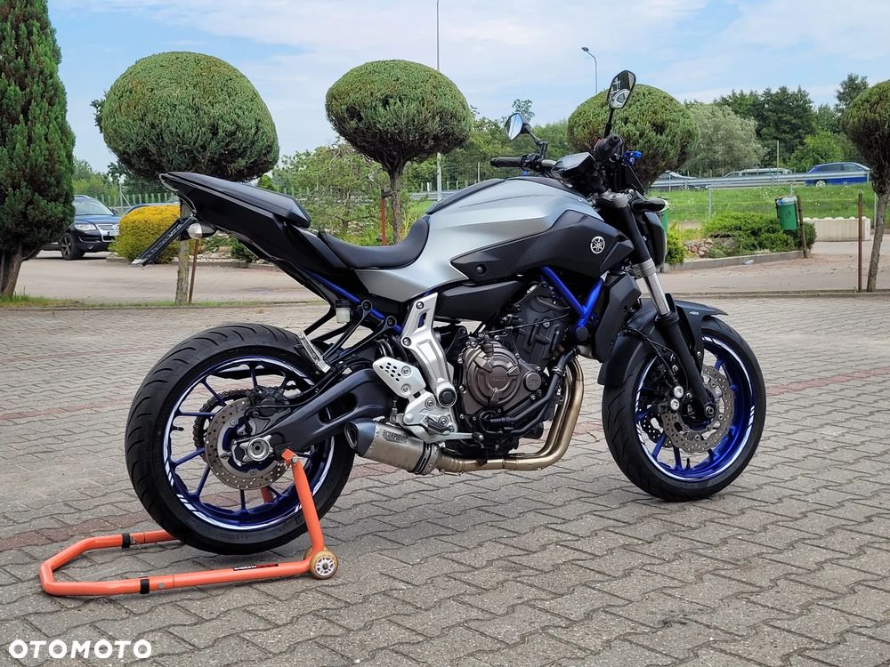 Yamaha MT - 7