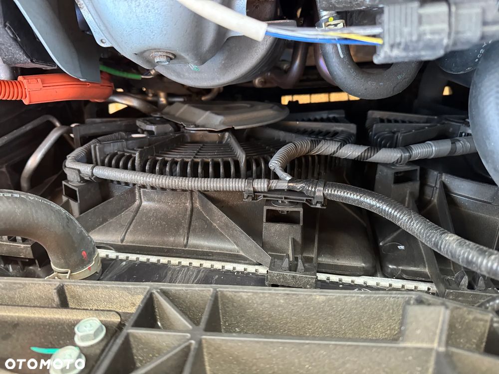 Honda CR-V 2.0 i-MMD PHEV Advance Tech 2WD CVT - 38