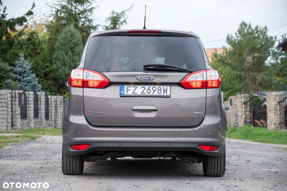 Ford Grand C-MAX 1.6 TDCi Titanium - 24