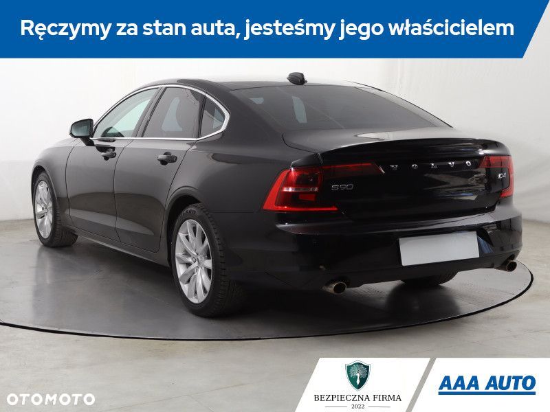 Volvo S90 - 6
