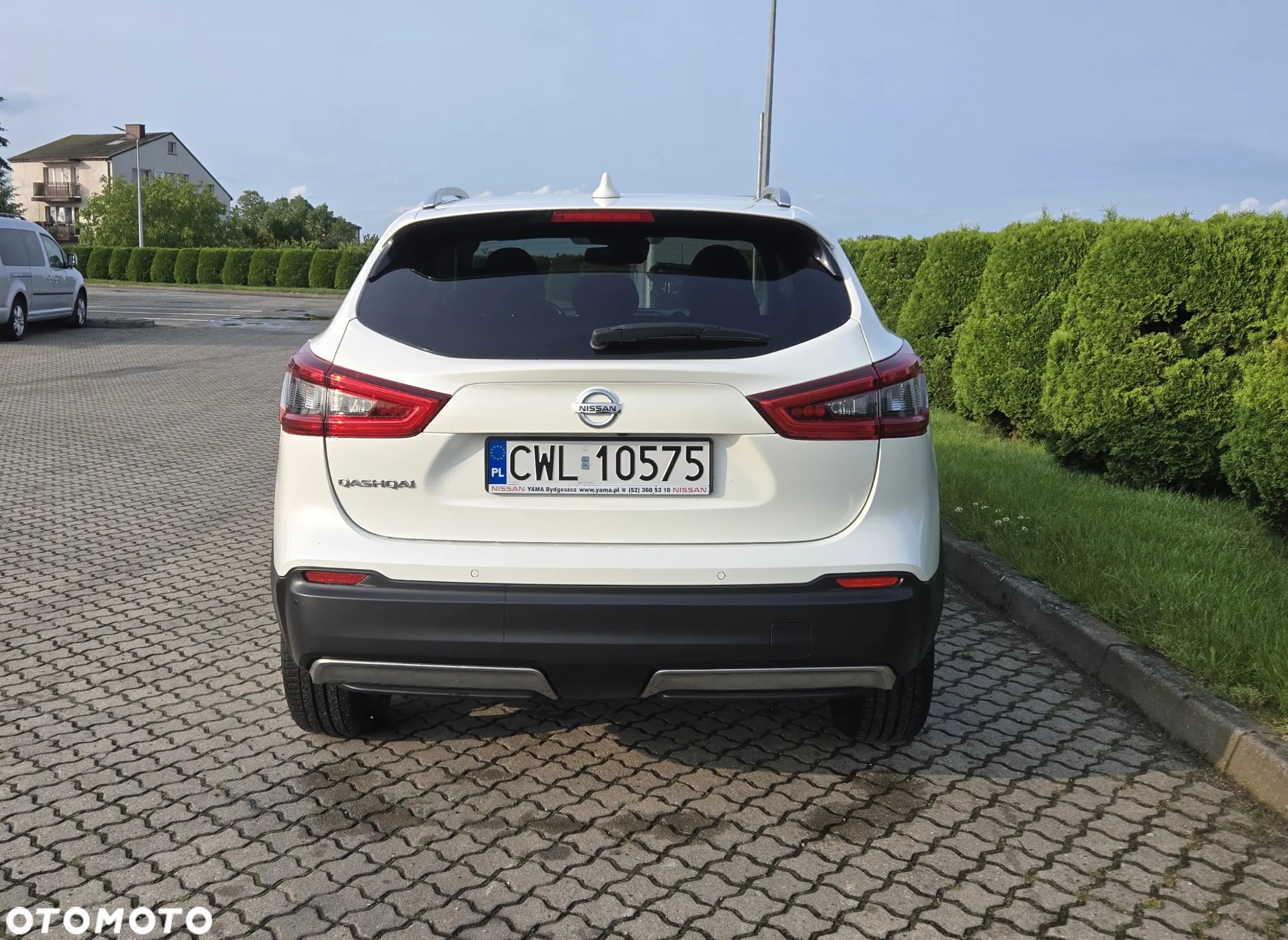Nissan Qashqai 1.6 DIG-T N-Connecta - 6