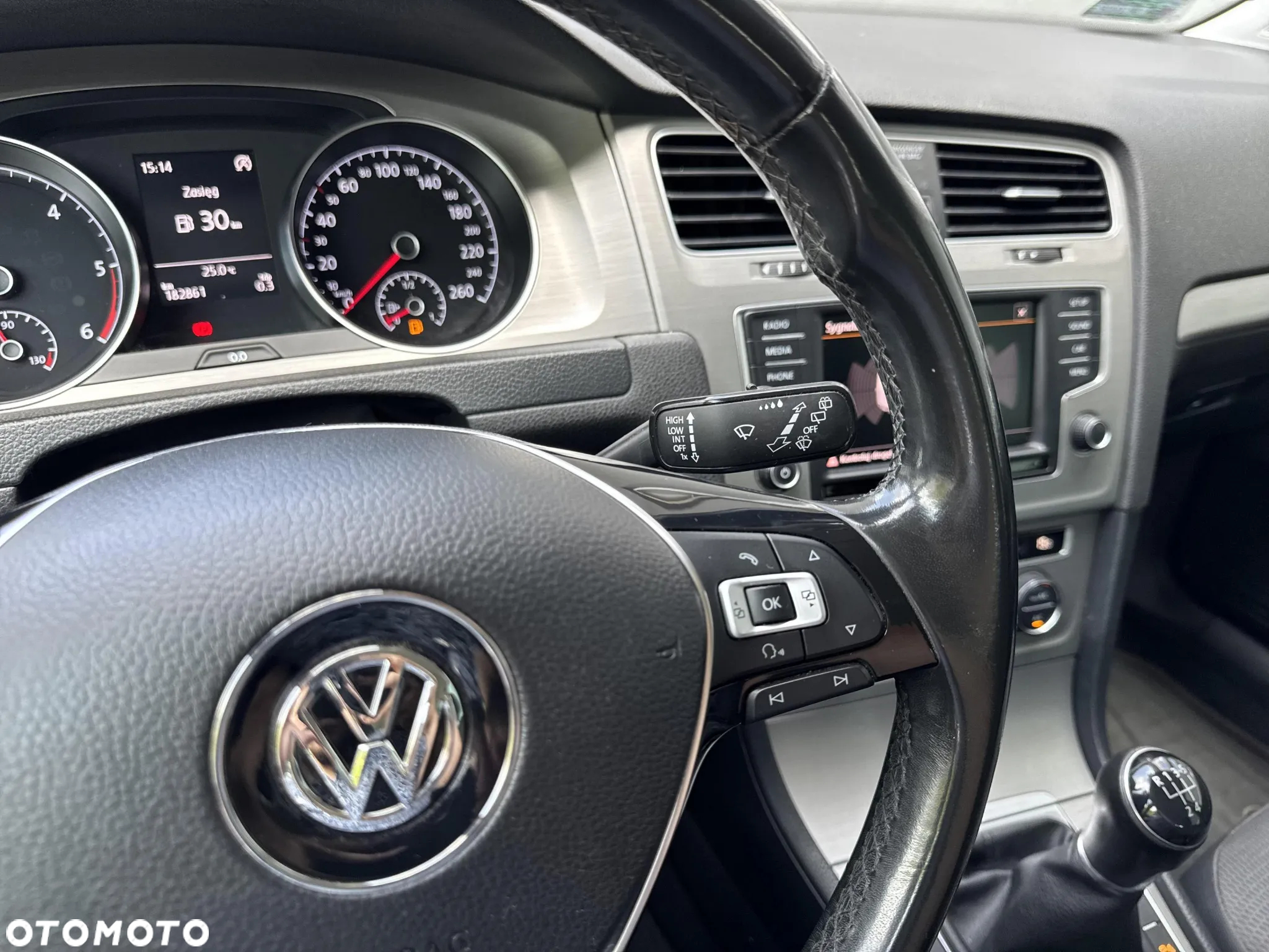 Volkswagen Golf VII 1.6 TDI BMT Trendline - 22