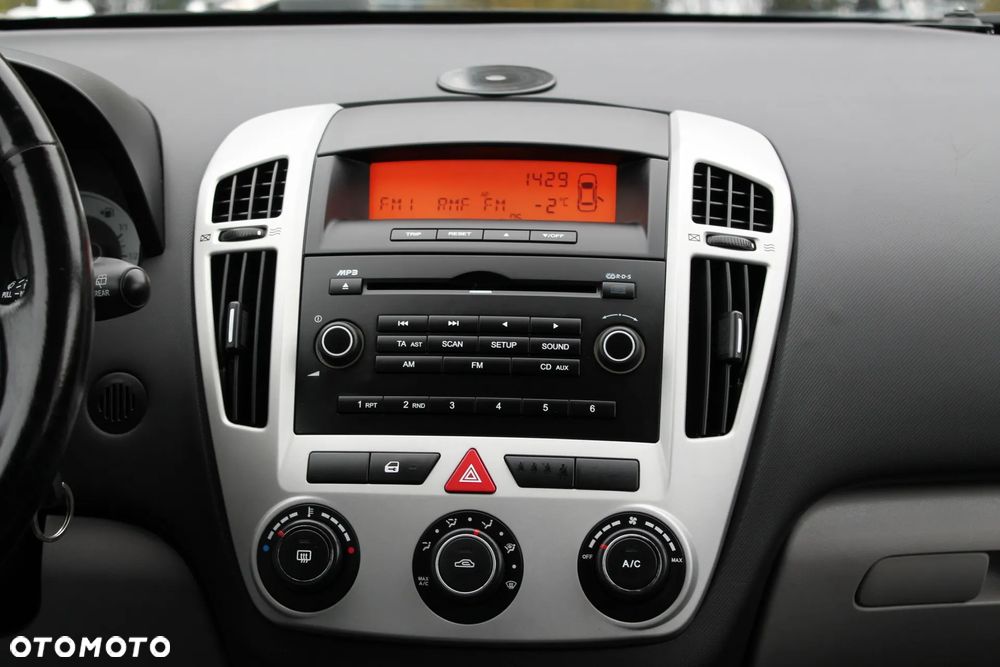 Kia Ceed 2.0 Optimum - 28