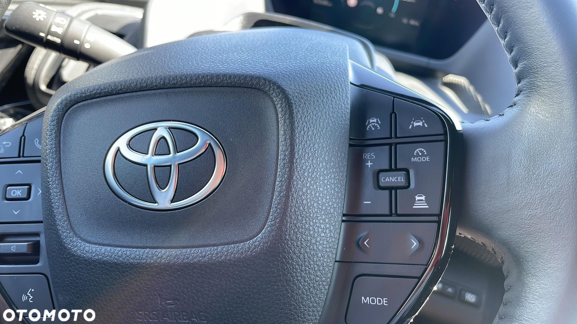Toyota bZ4X 71.4kWh 4x4 Prestige - 26