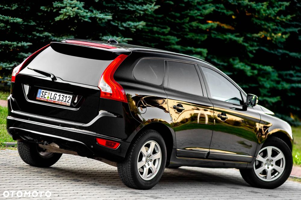 Volvo XC 60 D5 AWD Summum - 4