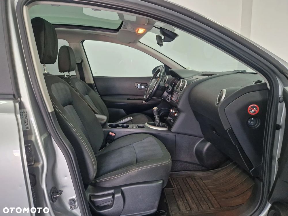 Nissan Qashqai+2 - 20