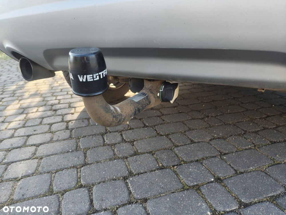 Ford Kuga 2.0 TDCi 4x4 Titanium - 15