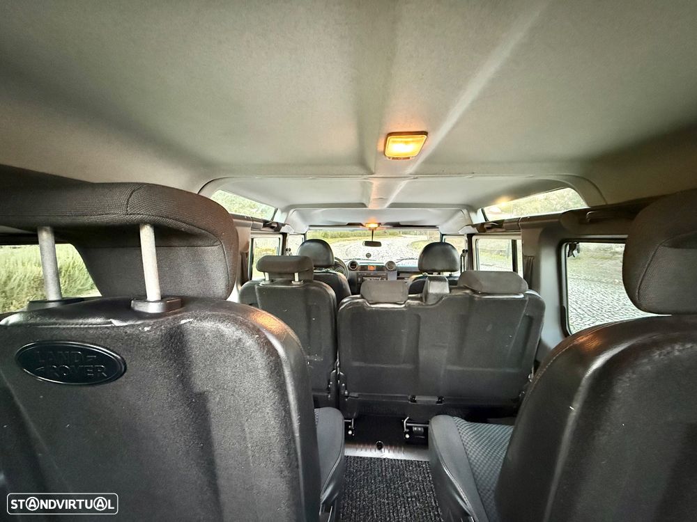 Land Rover Defender 110 DPF E - 18