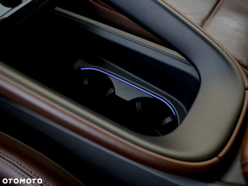 Porsche Macan - 35
