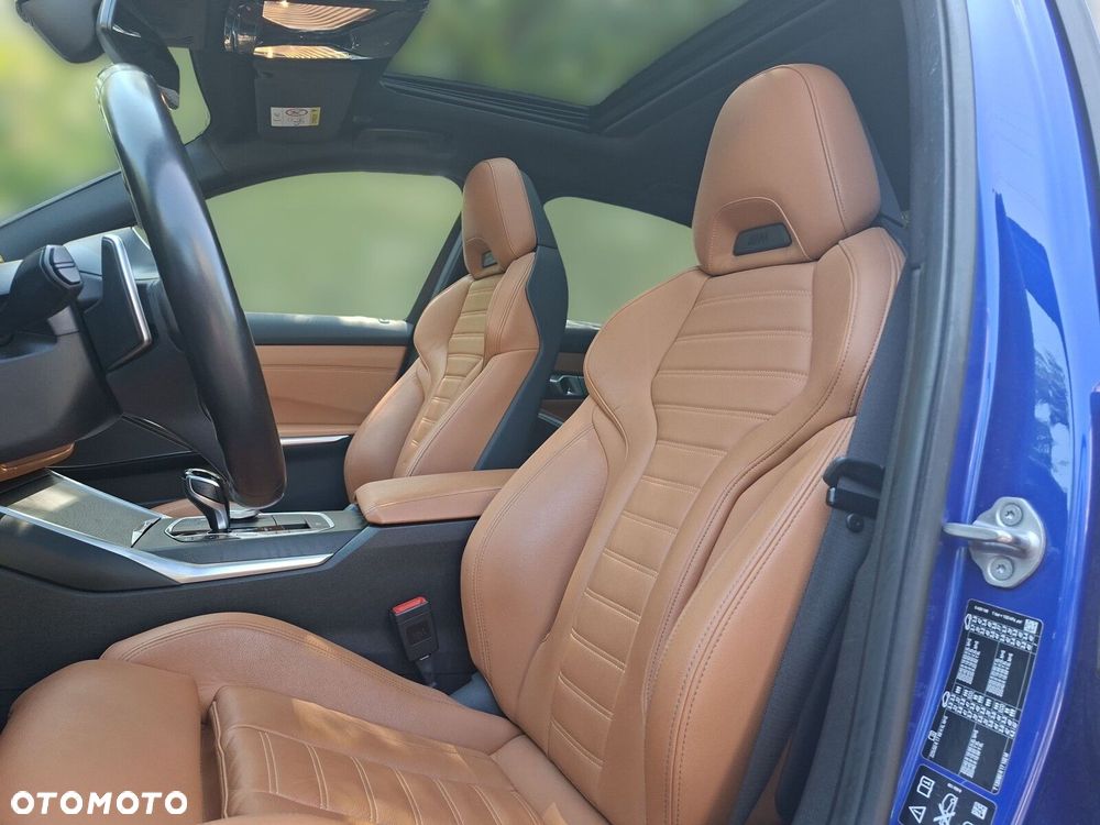 BMW Seria 3 M340i xDrive mHEV sport - 12