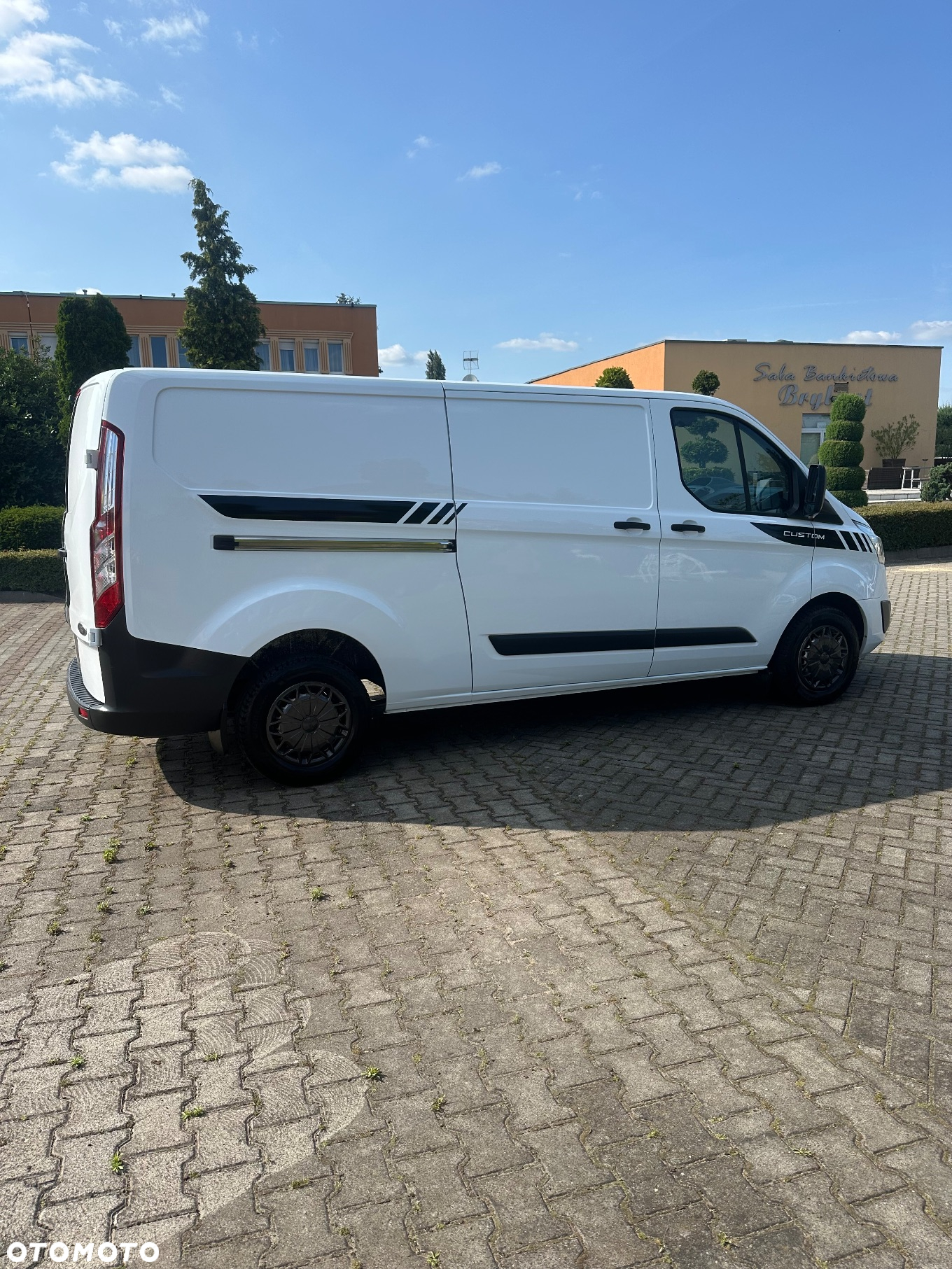 Ford Transit Custom - 11