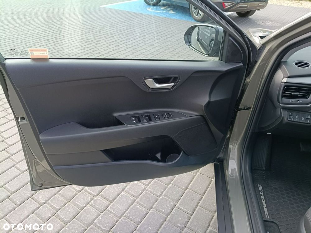 Kia Stonic 1.0 T-GDI M DCT - 10