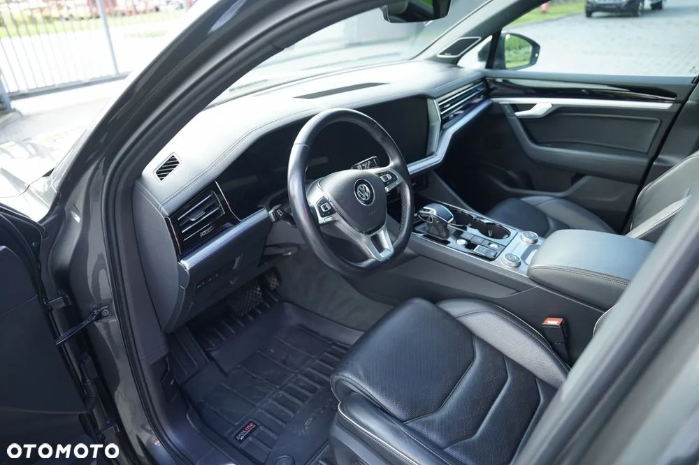 Volkswagen Touareg 3.0 V6 TDI SCR 4Mot R-Line - 21
