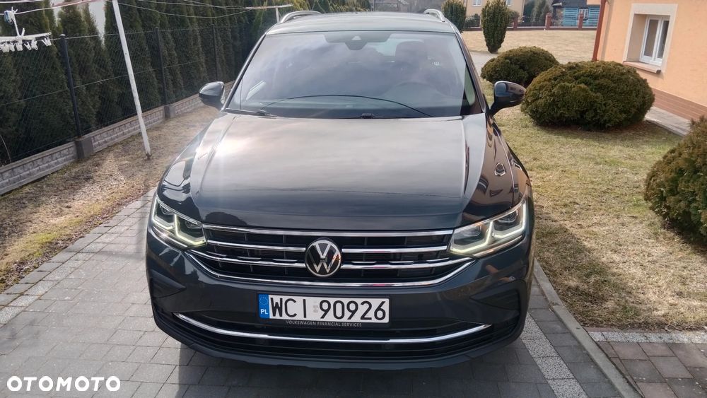 Volkswagen Tiguan - 5