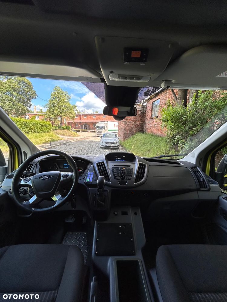 Ford Transit - 19