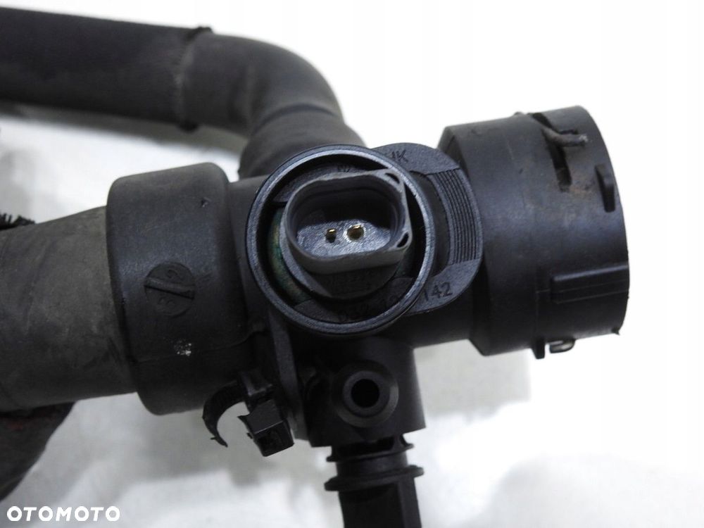 WĄŻ PRZEWÓD WODY AUDI A4 B6 1.8 T 8E0121049 - 4