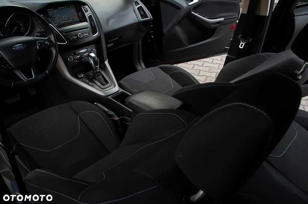 Ford Focus - 16