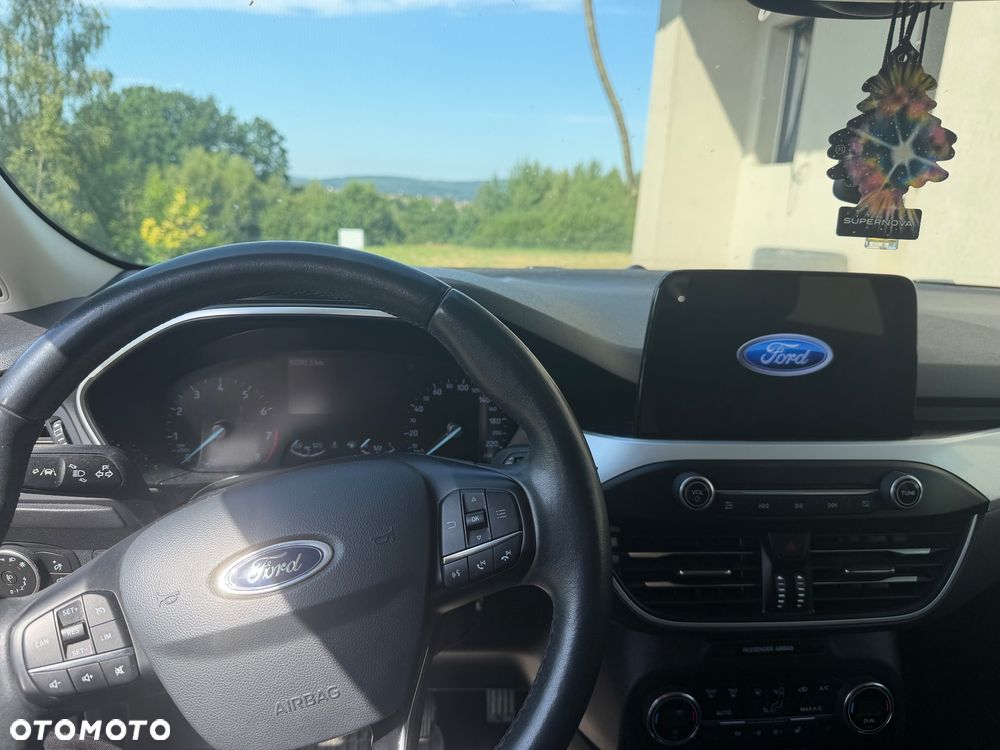 Ford Focus 1.0 EcoBoost Active - 6