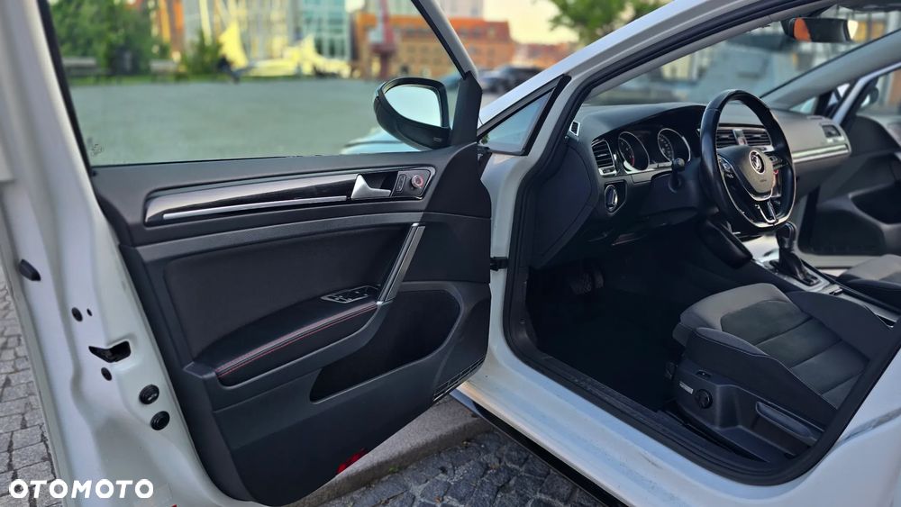 Volkswagen Golf 1.4 TSI BMT ACT Highline DSG - 39