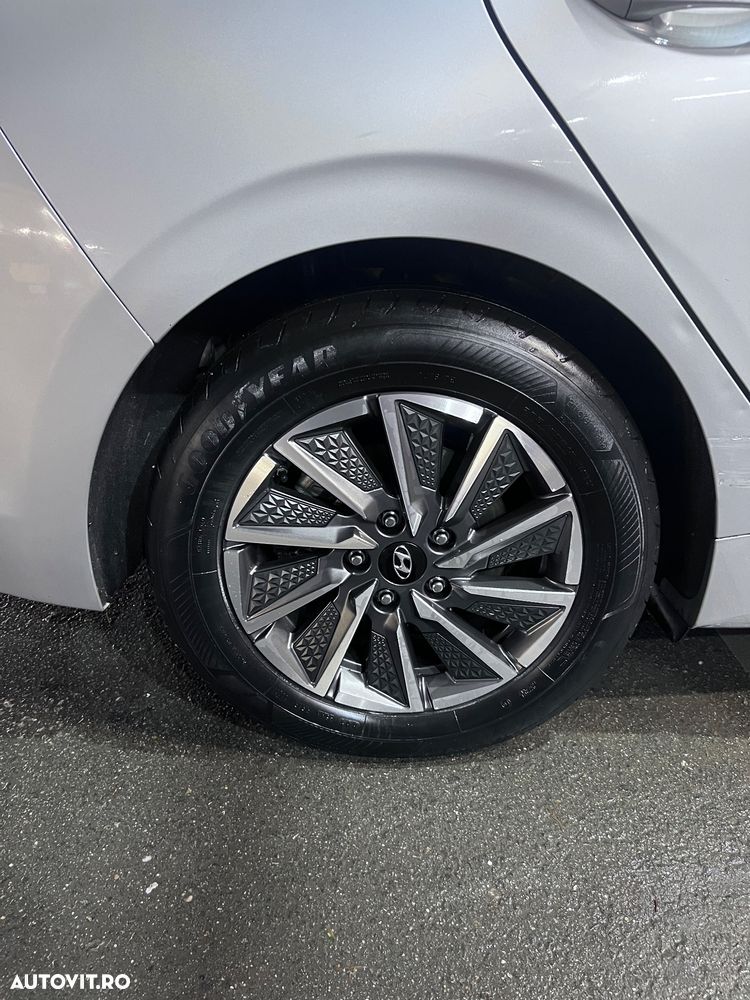 Hyundai IONIQ 136CP Exclusive - 11