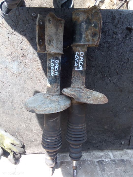 Dacia logan 1,4 8V amortyzator przód - 1