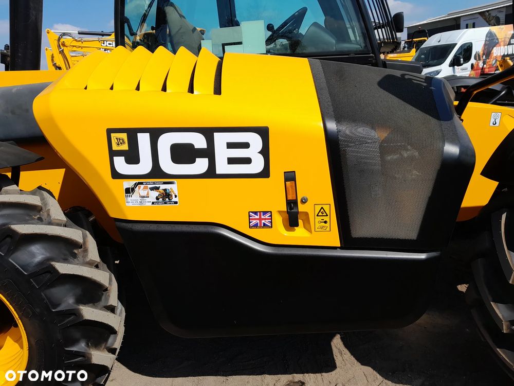 JCB 535-125 HI VIZ - 11