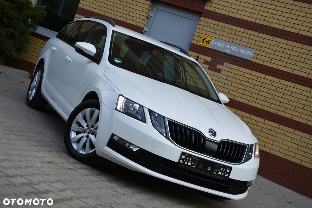 Skoda Octavia 1.6 TDI Premium Edition - 24