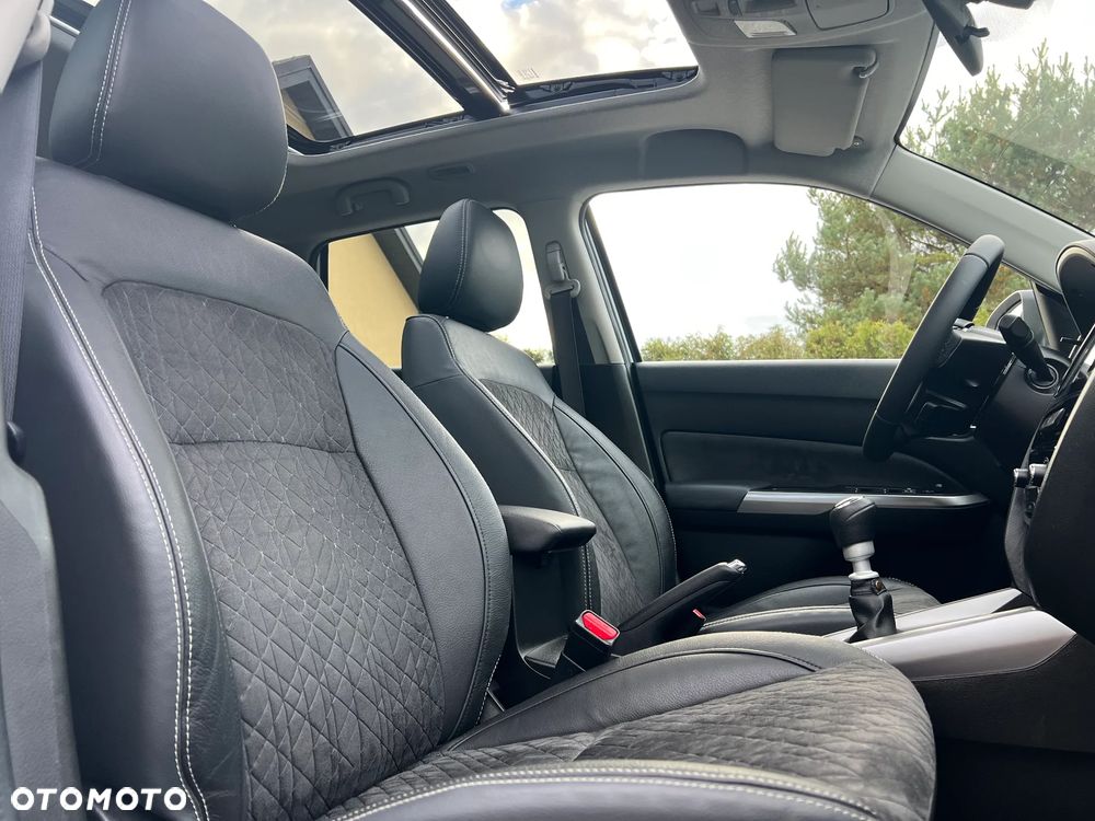 Suzuki Vitara 1.4 Boosterjet Allgrip Comfort+ - 35