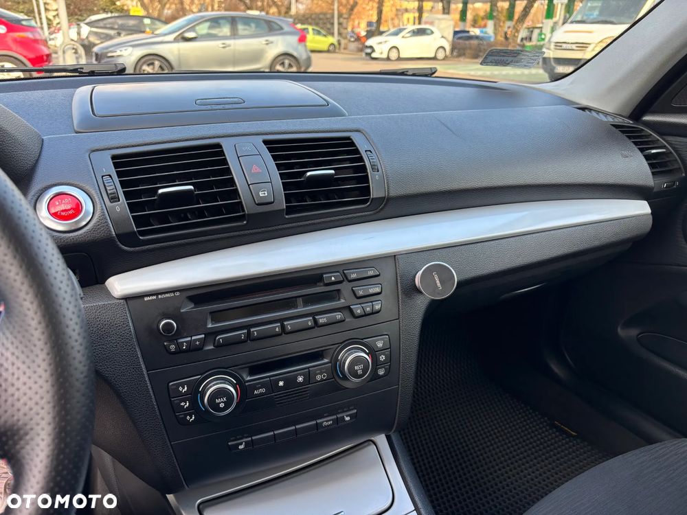 BMW Seria 1 - 11