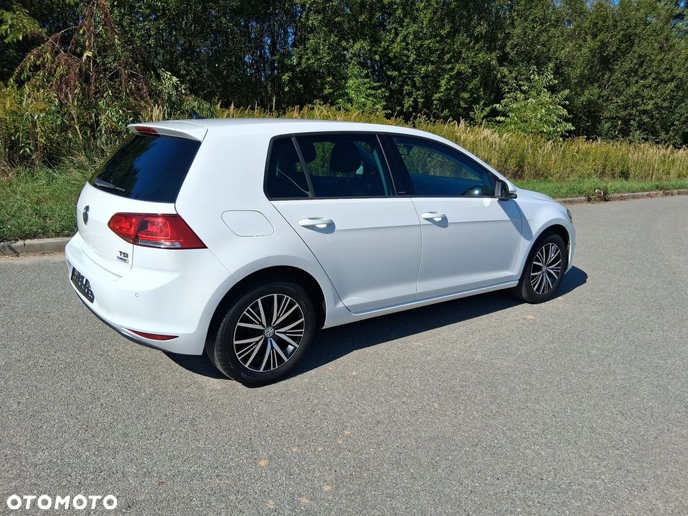Volkswagen Golf 1.2 TSI BlueMotion Technology Allstar - 15