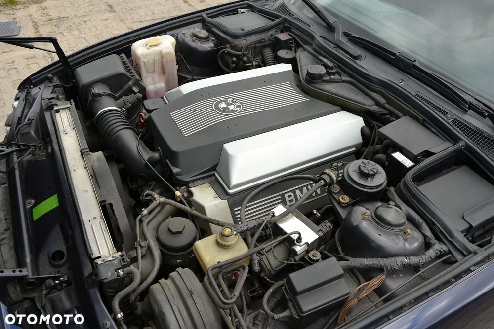 BMW Seria 5 540i - 31