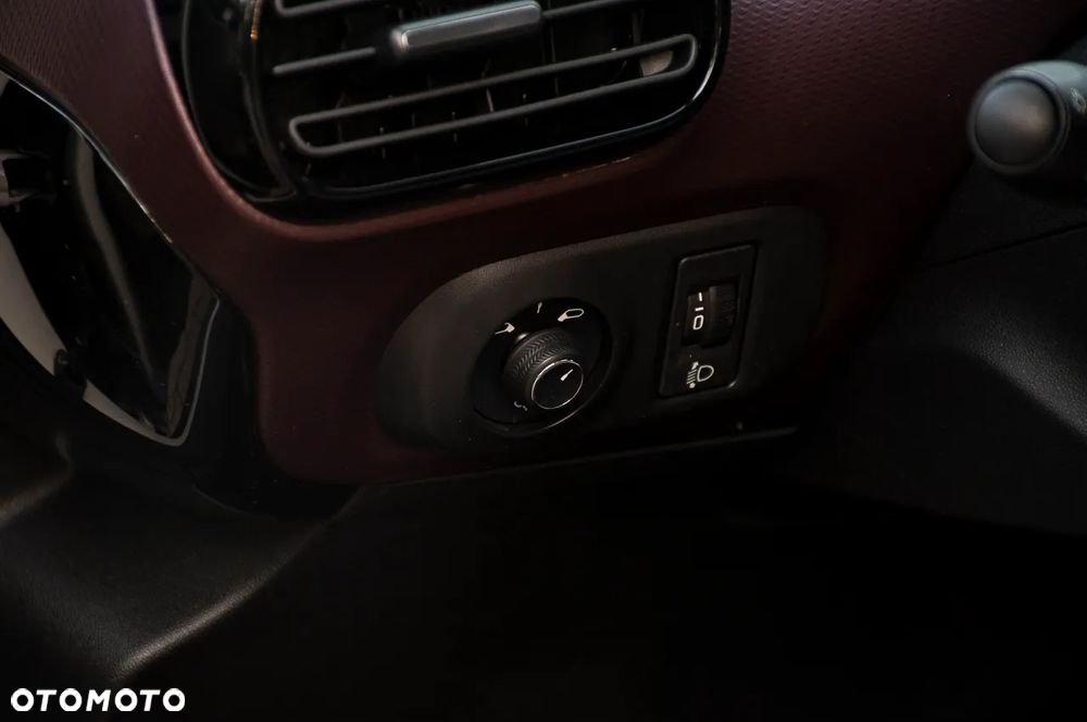 Citroën C4 Cactus 1.2 PureTech GPF Shine Pack EAT6 - 36