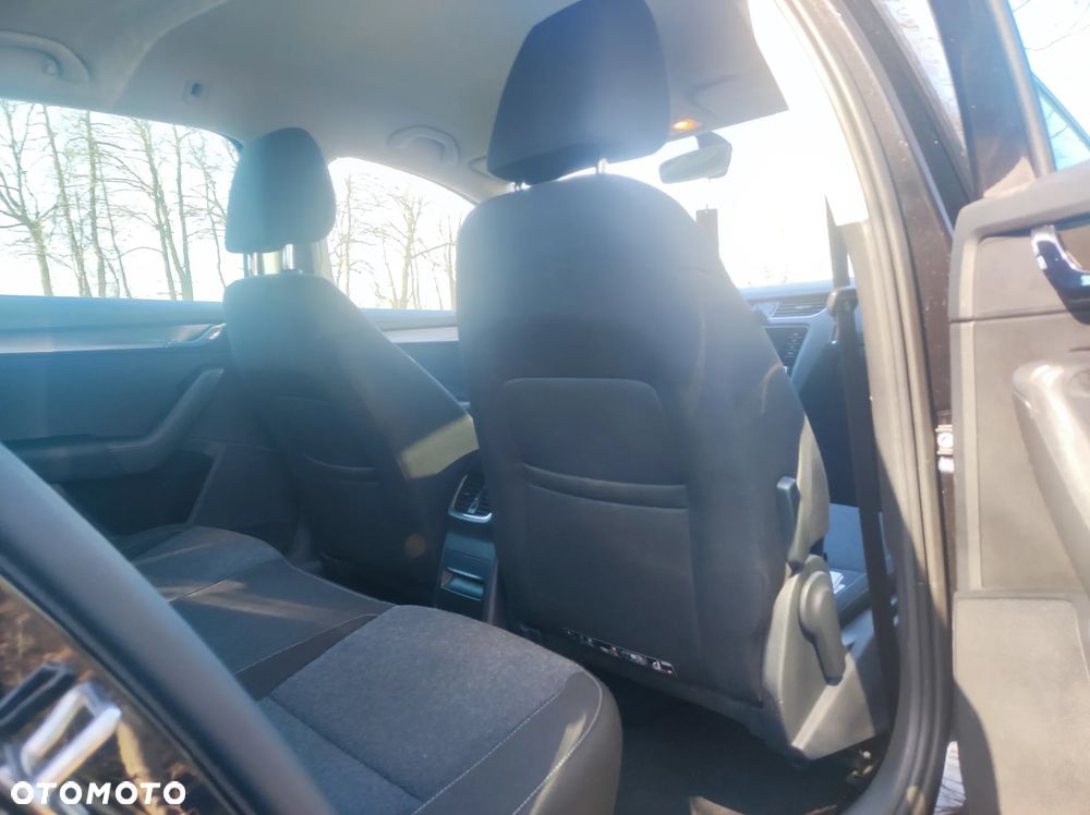 Skoda Octavia - 8