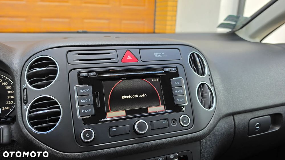 Volkswagen Golf Plus 2.0 TDI Highline DSG - 26