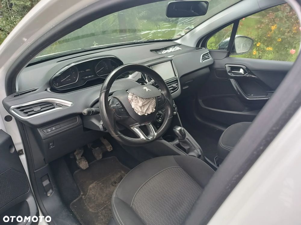 Peugeot 208 Blue-HDi 100 Stop&Start Style - 7