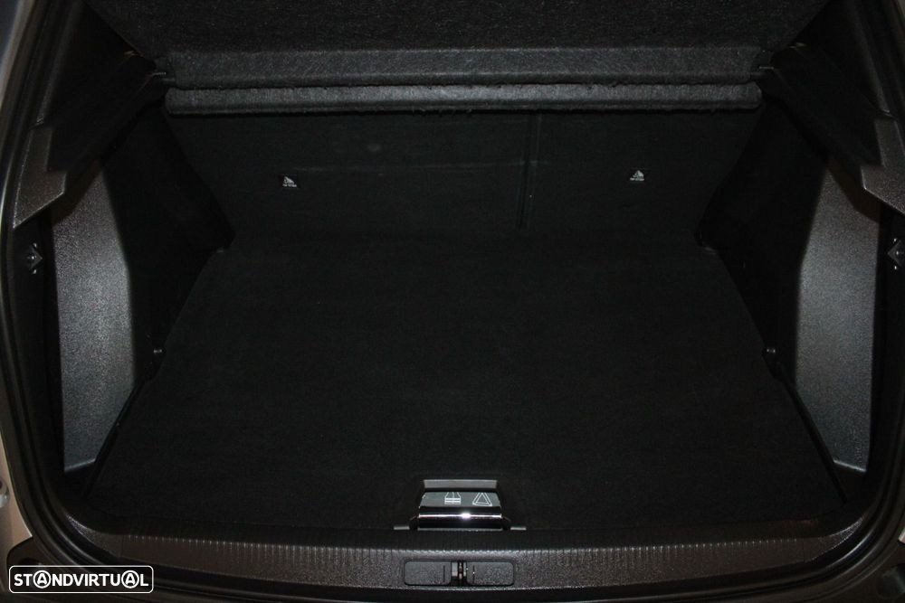Peugeot 2008 1.5 BlueHDi GT - 31
