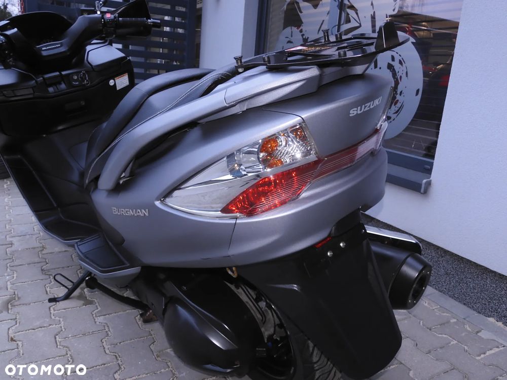 Suzuki Burgman - 19
