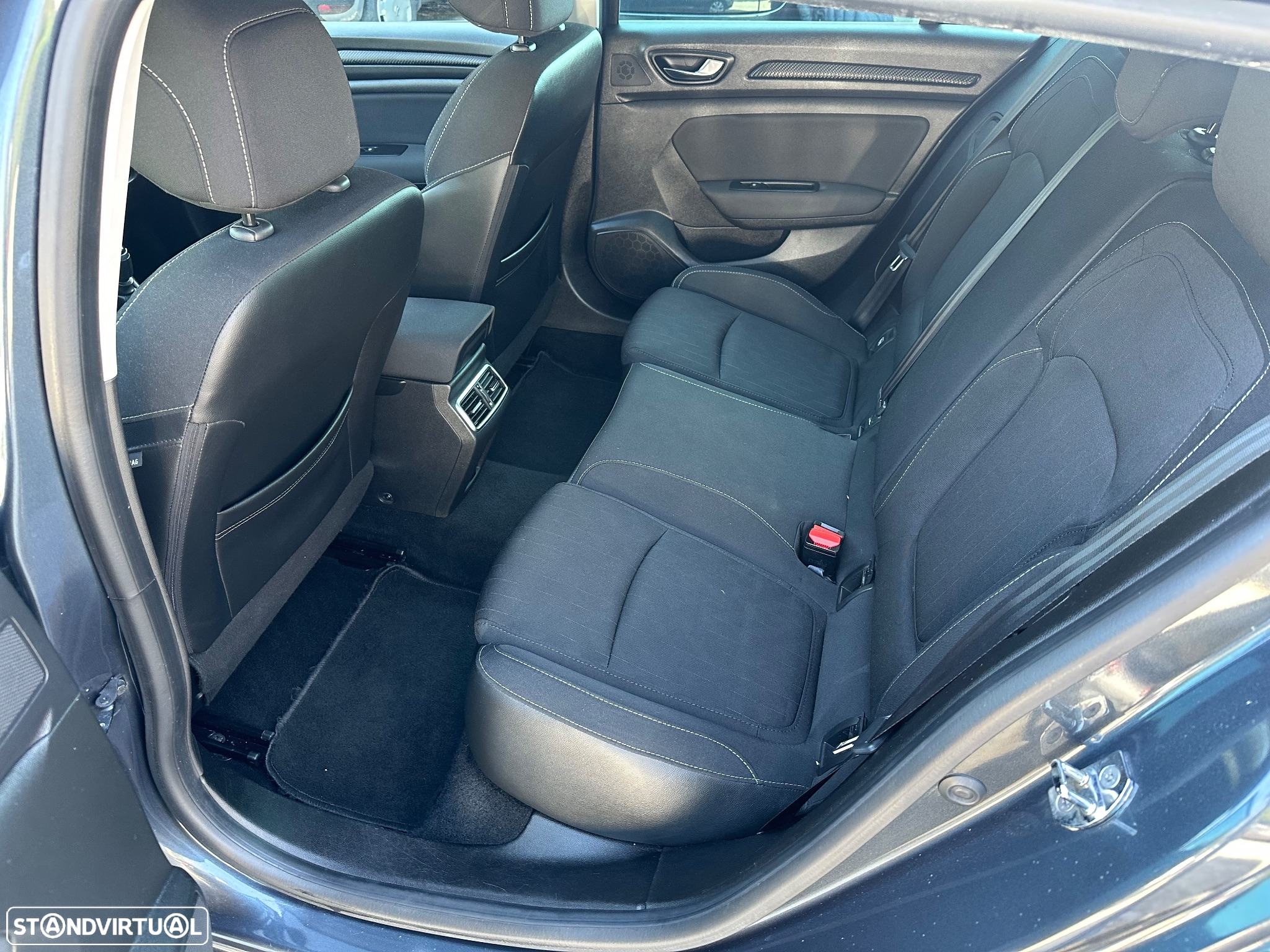 Renault Mégane Sport Tourer 1.5 dCi Limited - 12