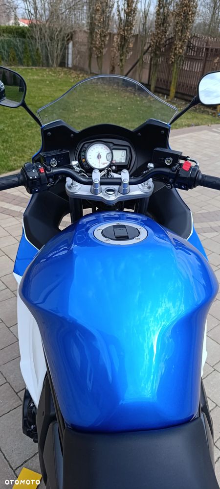 Suzuki GSX - 9