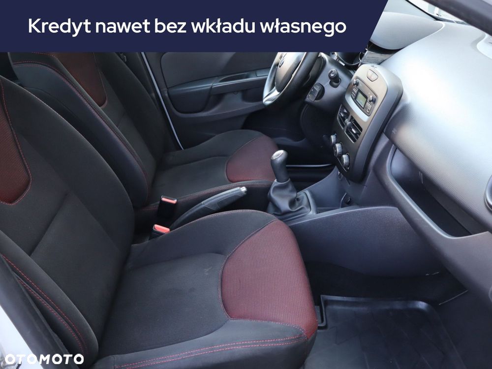 Renault Clio - 11