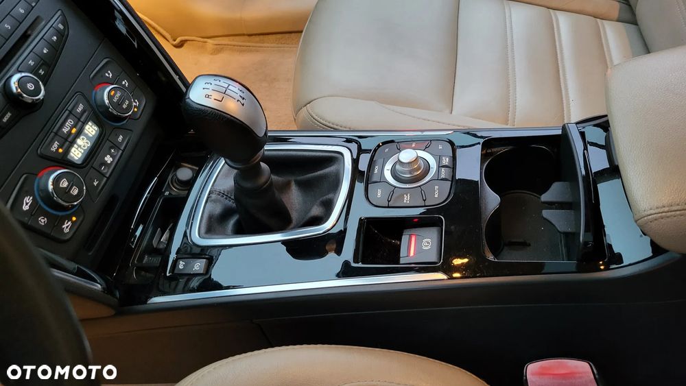 Renault Latitude - 13