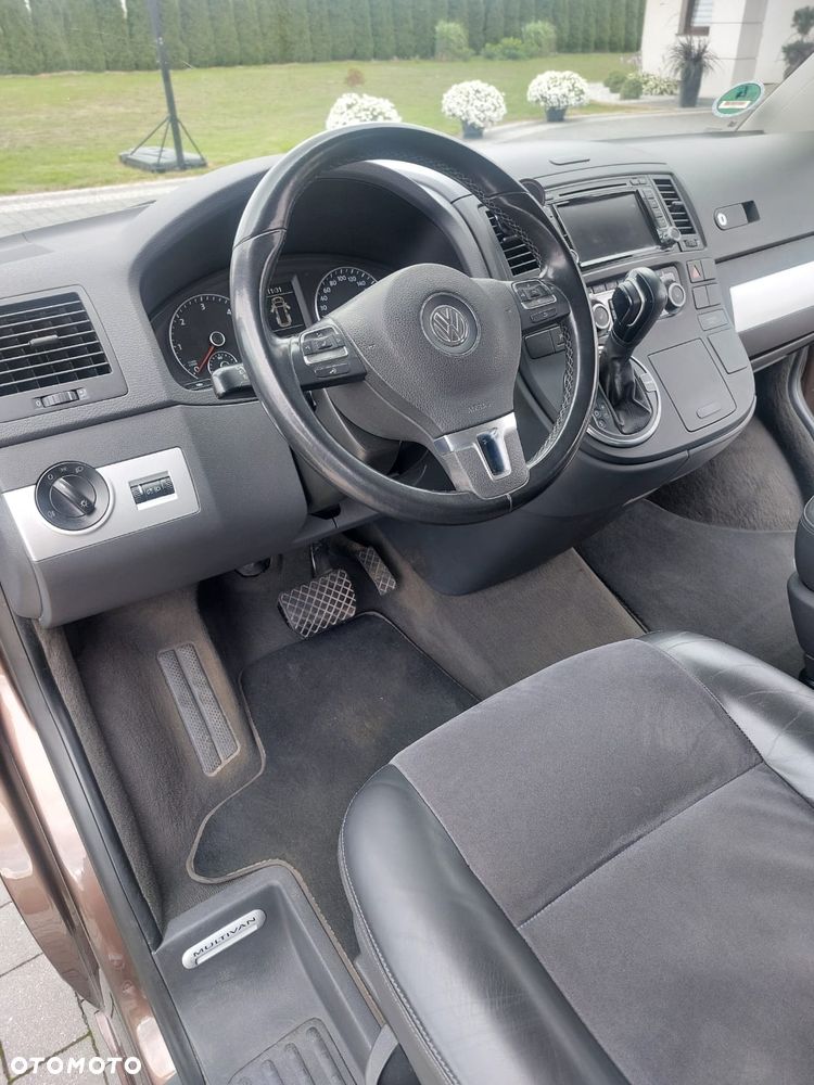 Volkswagen Multivan - 6