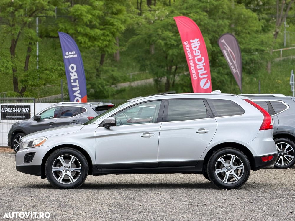 Volvo XC 60 D5AWD Ocean Race - 13