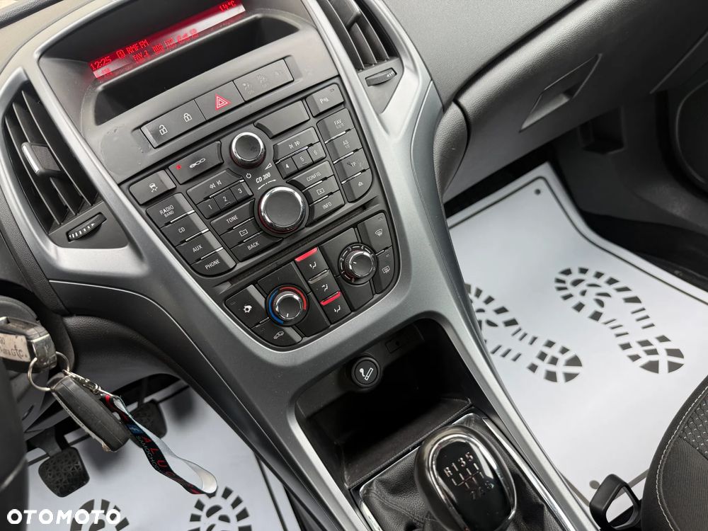 Opel Astra 1.4 Turbo - 18